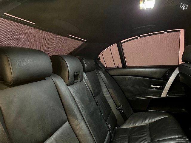 BMW 530 15