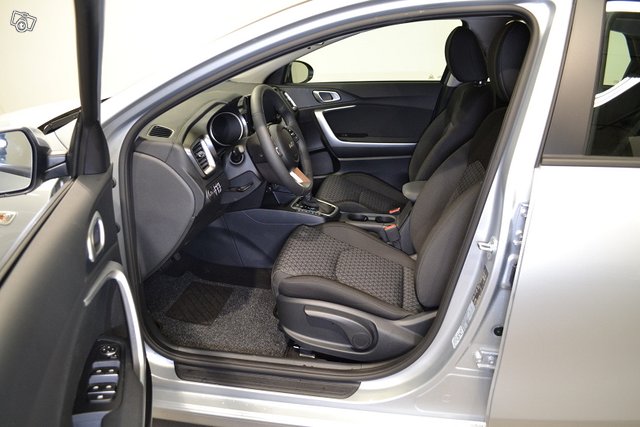 KIA CEED 5