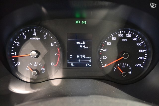 KIA RIO 8