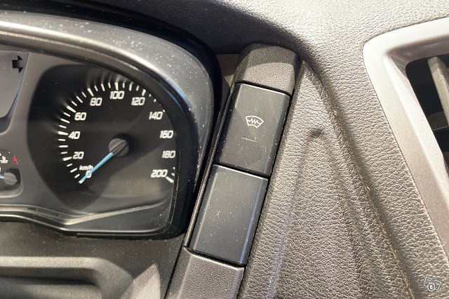 Ford Transit 19
