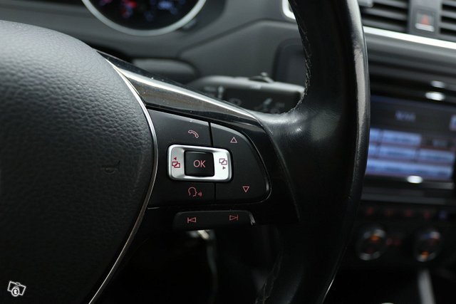 Volkswagen Jetta 20