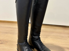 Ariat Slim/Medium Ratsastussaappaat, Muut hevostarvikkeet, Hevoset ja hevosurheilu, Helsinki, Tori.fi Ariat Slim/Medium Ratsastussaappaat, Muut hevostarvikkeet, Hevoset ja hevosurheilu, Helsinki, Tori.fi
