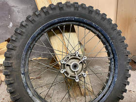 Mopon takarengas, Renkaat, Mototarvikkeet ja varaosat, Kauhava, Tori.fi Mopon takarengas, Renkaat, Mototarvikkeet ja varaosat, Kauhava, Tori.fi