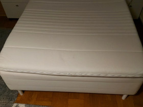 Sänky, Sängyt ja makuuhuone, Sisustus ja huonekalut, Helsinki, Tori.fi Sänky, Sängyt ja makuuhuone, Sisustus ja huonekalut, Helsinki, Tori.fi