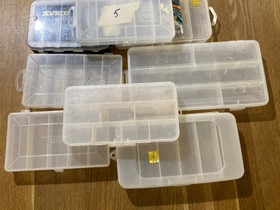 Pienet uistinrasiat, Kalastustarvikkeet, Metsästys ja kalastus, Raisio, Tori.fi Pienet uistinrasiat, Kalastustarvikkeet, Metsästys ja kalastus, Raisio, Tori.fi