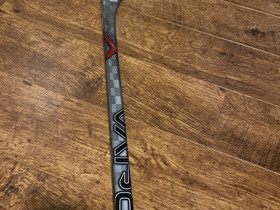 Bauer 1x Arttu Ilomäen maila 82 flex right, Jääkiekko ja luistelu, Urheilu ja ulkoilu, Kuopio, Tori.fi Bauer 1x Arttu Ilomäen maila 82 flex right, Jääkiekko ja luistelu, Urheilu ja ulkoilu, Kuopio, Tori.fi