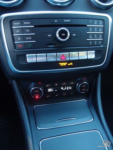 Mercedes-Benz A 9