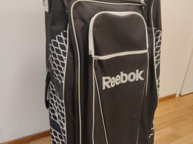 Reebok 20K varustelaukku rullilla, Jääkiekko ja luistelu, Urheilu ja ulkoilu, Oulu, Tori.fi Reebok 20K varustelaukku rullilla, Jääkiekko ja luistelu, Urheilu ja ulkoilu, Oulu, Tori.fi