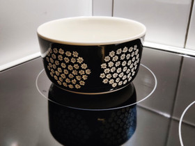 Marimekko musta Puketti-kulho (5dl), Ruokailuastiat ja aterimet, Keittiötarvikkeet ja astiat, Kangasala, Tori.fi Marimekko musta Puketti-kulho (5dl), Ruokailuastiat ja aterimet, Keittiötarvikkeet ja astiat, Kangasala, Tori.fi