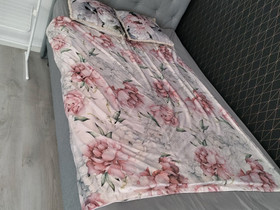 Donna runkopatjasänky, Sängyt ja makuuhuone, Sisustus ja huonekalut, Lahti, Tori.fi Donna runkopatjasänky, Sängyt ja makuuhuone, Sisustus ja huonekalut, Lahti, Tori.fi