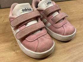 Adidas tennarit 20, Lastenvaatteet ja kengät, Lahti, Tori.fi Adidas tennarit 20, Lastenvaatteet ja kengät, Lahti, Tori.fi
