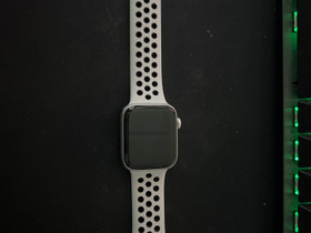 Apple Watch Nike SE 44mm, Puhelintarvikkeet, Puhelimet ja tarvikkeet, Vantaa, Tori.fi Apple Watch Nike SE 44mm, Puhelintarvikkeet, Puhelimet ja tarvikkeet, Vantaa, Tori.fi