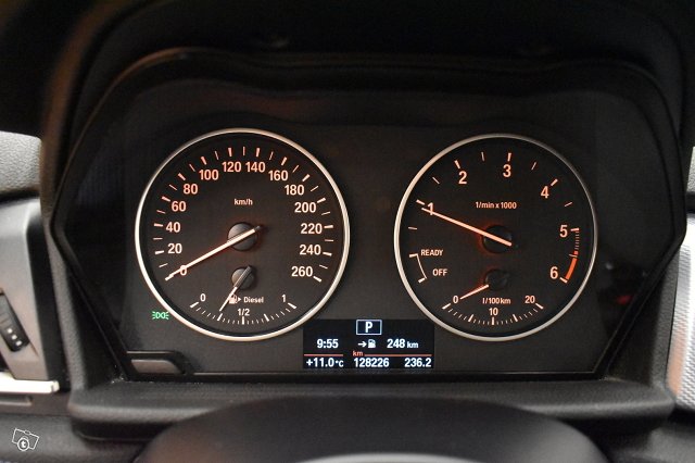 BMW 216 21