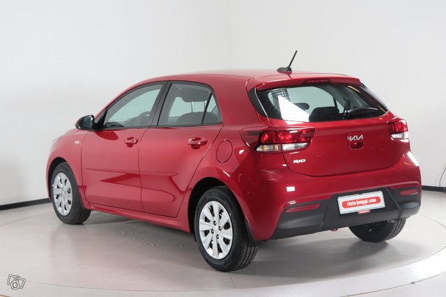 Kia RIO 7