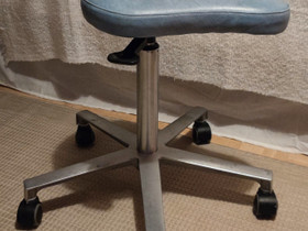 Hoitajan tuoli, muotoiltu istuin, Terveyslaitteet ja hygieniatarvikkeet, Terveys ja hyvinvointi, Siilinjärvi, Tori.fi Hoitajan tuoli, muotoiltu istuin, Terveyslaitteet ja hygieniatarvikkeet, Terveys ja hyvinvointi, Siilinjärvi, Tori.fi