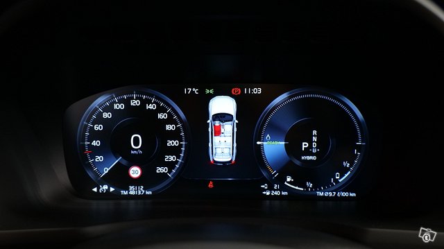 Volvo XC90 16