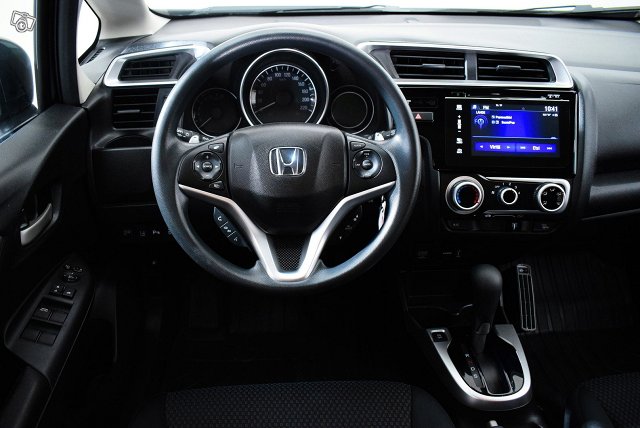 Honda Jazz 12