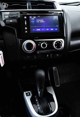 Honda Jazz 16