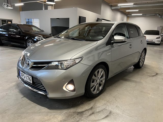 Toyota Auris 6