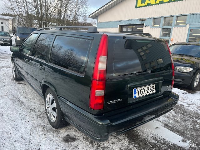 Volvo V70 6