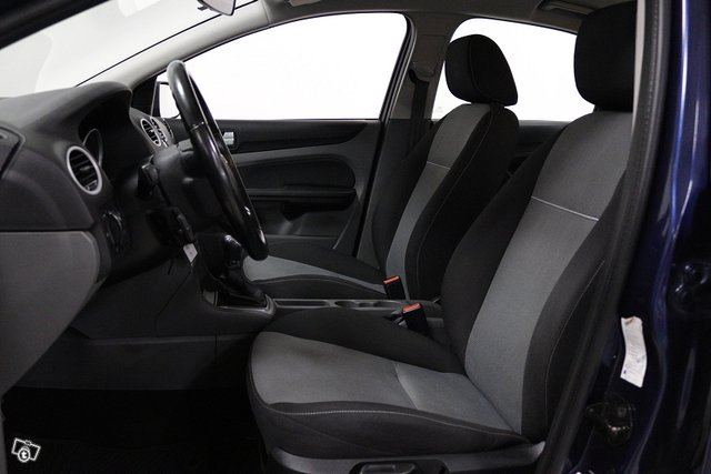 Ford Focus 7