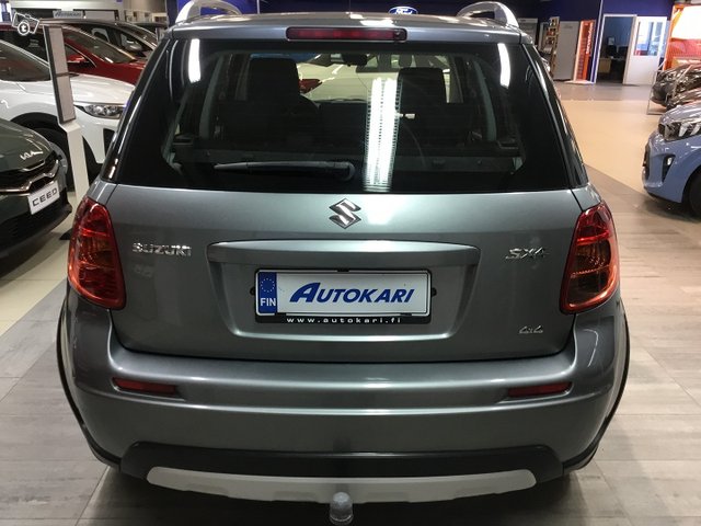 SUZUKI SX4 13