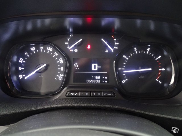 Peugeot Expert 18