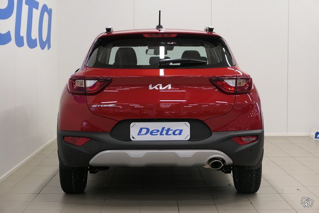 KIA STONIC 8
