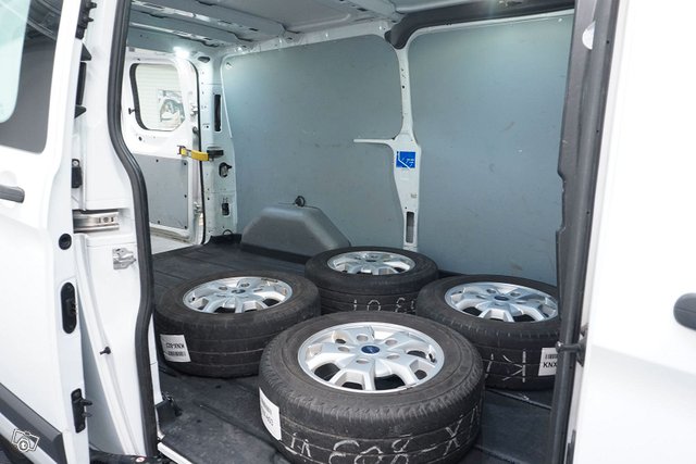 Ford Transit Custom 19