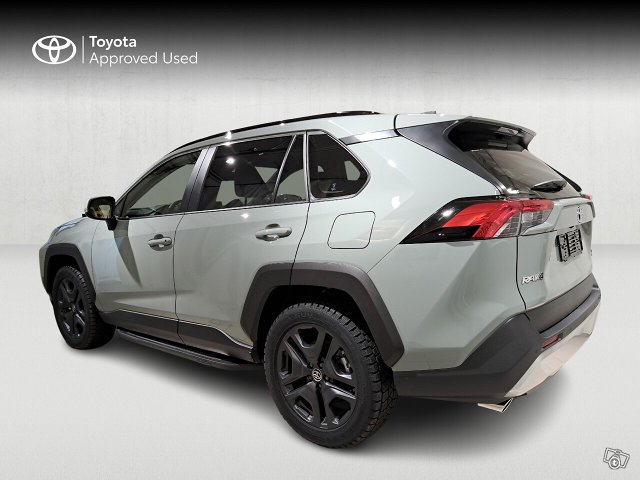 TOYOTA RAV4 3