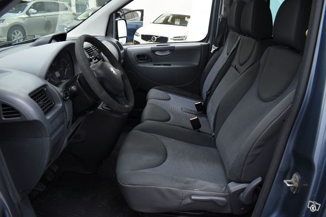 Peugeot Expert 7