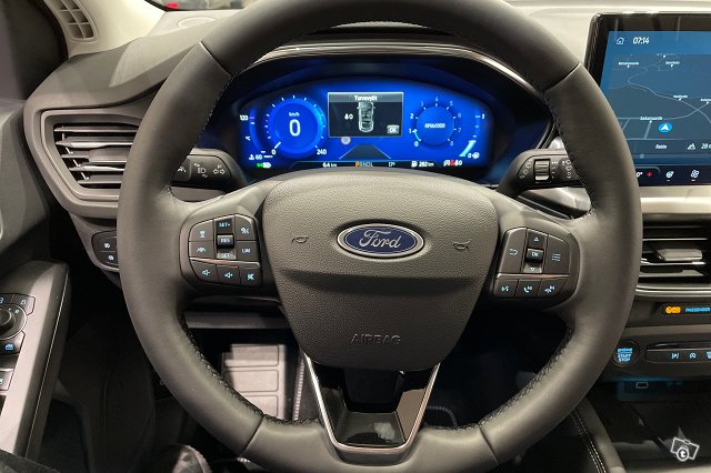 Ford Focus 12