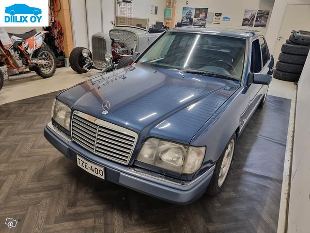 Mercedes-Benz E 10