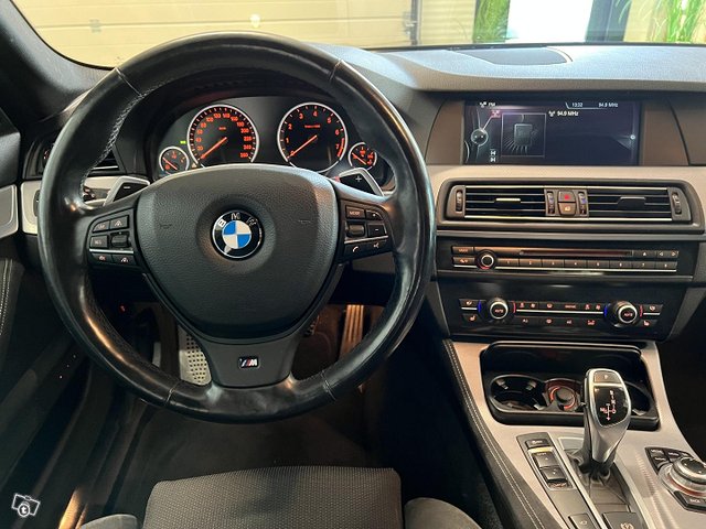 BMW 535 9
