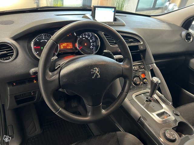 Peugeot 3008 10