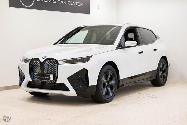 BMW IX