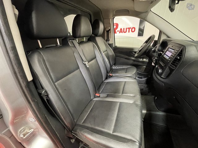 Mercedes-Benz Vito 11