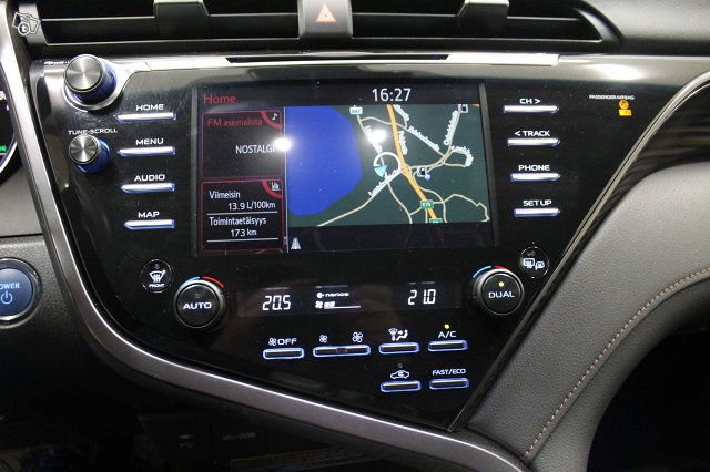 Toyota Camry 20