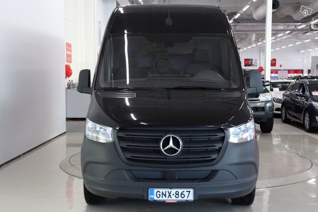 Mercedes-Benz Sprinter 2