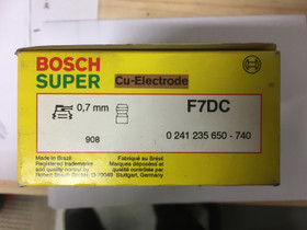 Sytytystulppa Bosch F7DC 10 kpl, Autovaraosat, Auton varaosat ja tarvikkeet, Pori, Tori.fi