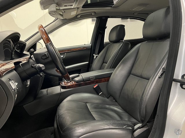 Mercedes-Benz S 6