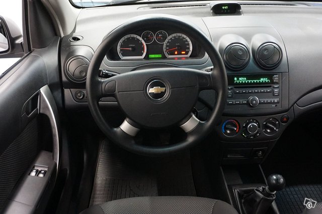 Chevrolet Aveo 11