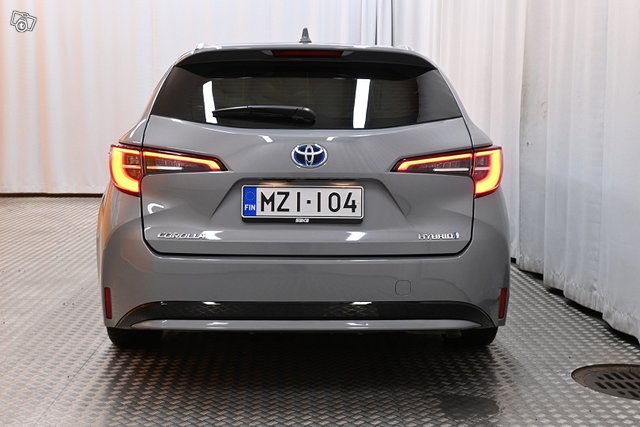 Toyota Corolla 6