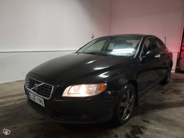 Volvo S80