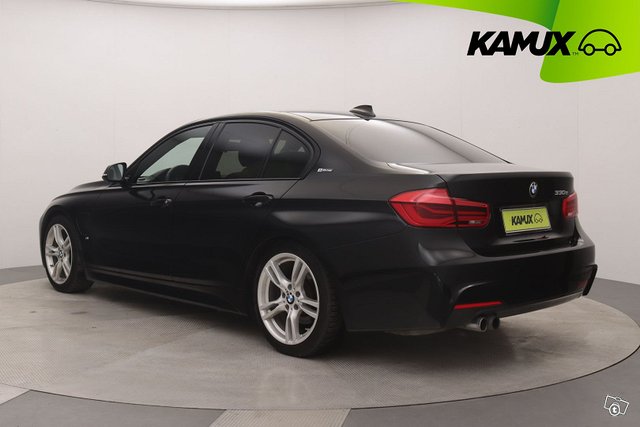 BMW 330 6