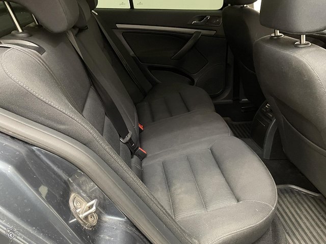 Skoda Octavia 11