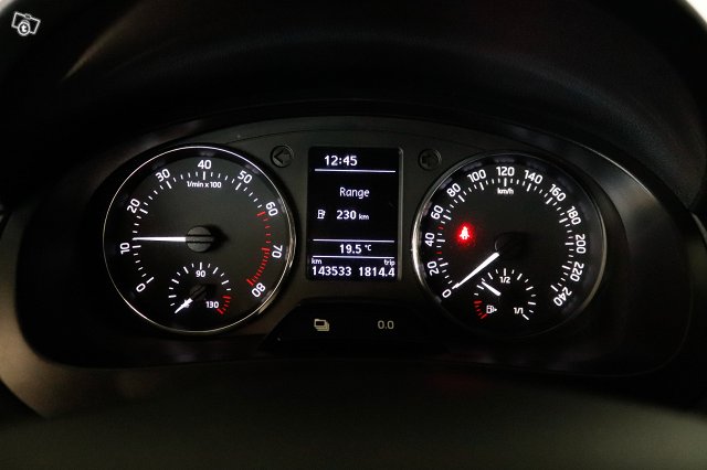 Skoda Rapid 13