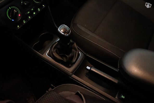 Skoda Rapid 16
