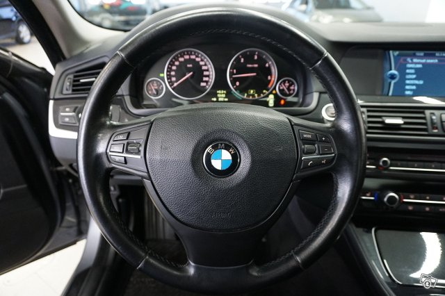 BMW 5-SARJA 15