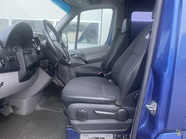Mercedes-Benz Sprinter 13